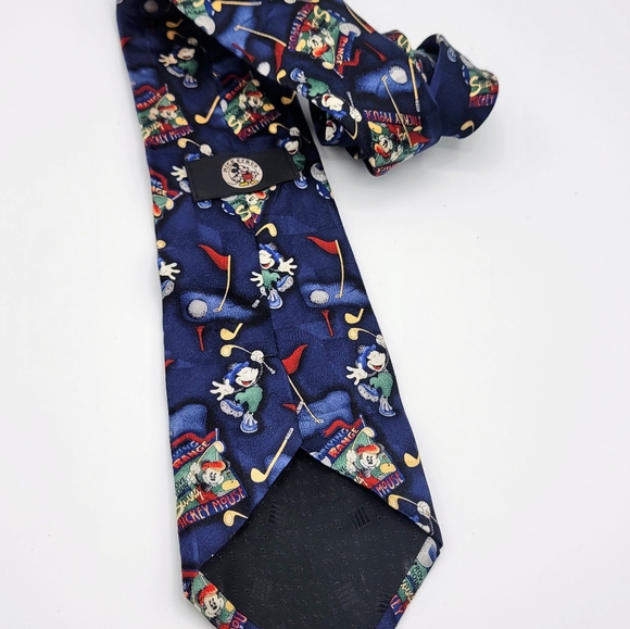 Mickey & Co Men's Necktie Golfing Mickey Mouse Disney Merchandise - Picture 2 of 9
